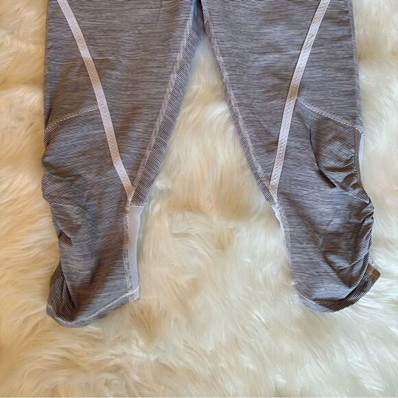 Lululemon Leggings - Picture 3 of 9